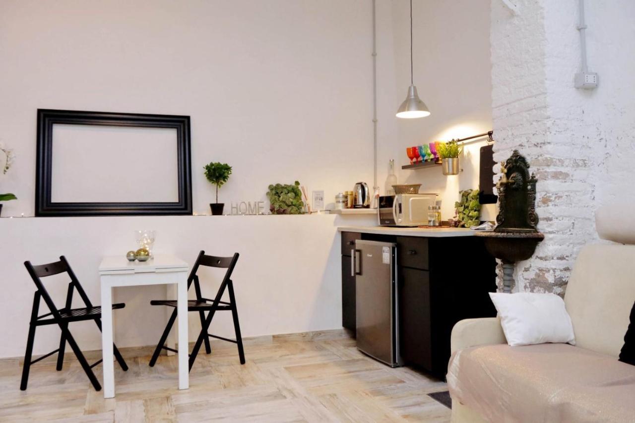 Happiness Apartment Рим Екстериор снимка